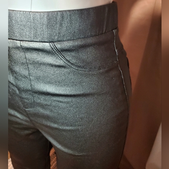 JODIFL Faux Leather Pants - Picture 8 of 15